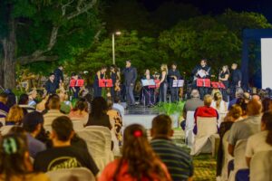 Corrientes abrió su Mes Aniversario con unagran noche cultural en el Anfiteatro José Hernández